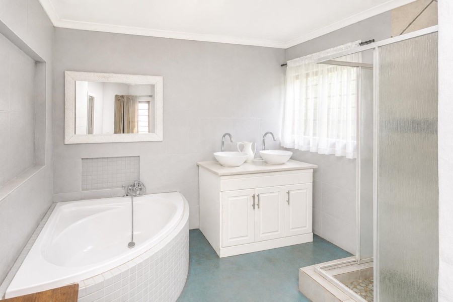 5 Bedroom Property for Sale in Schoemansville North West